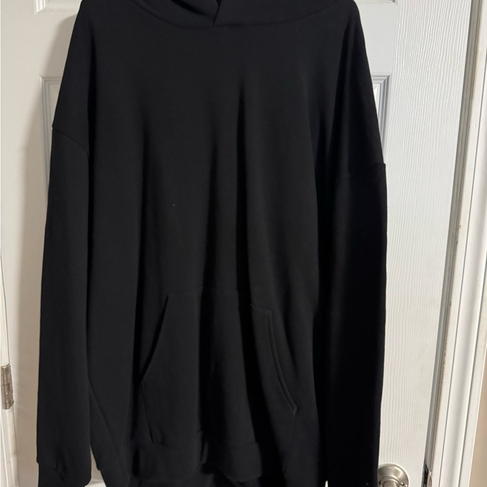 Black Hoodie with Front Pocket
